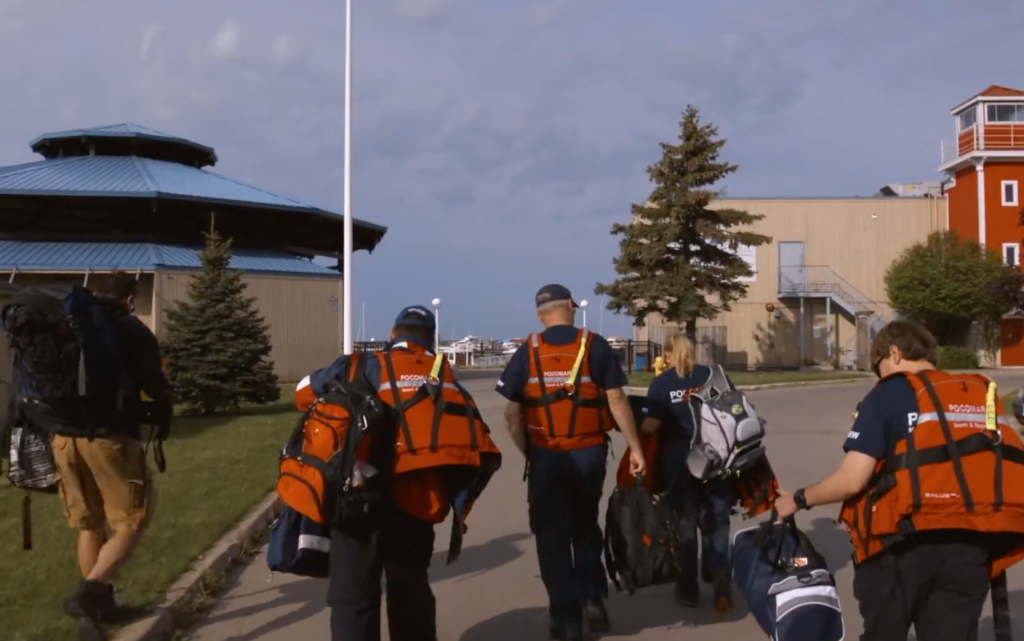 Crew walking to tasking